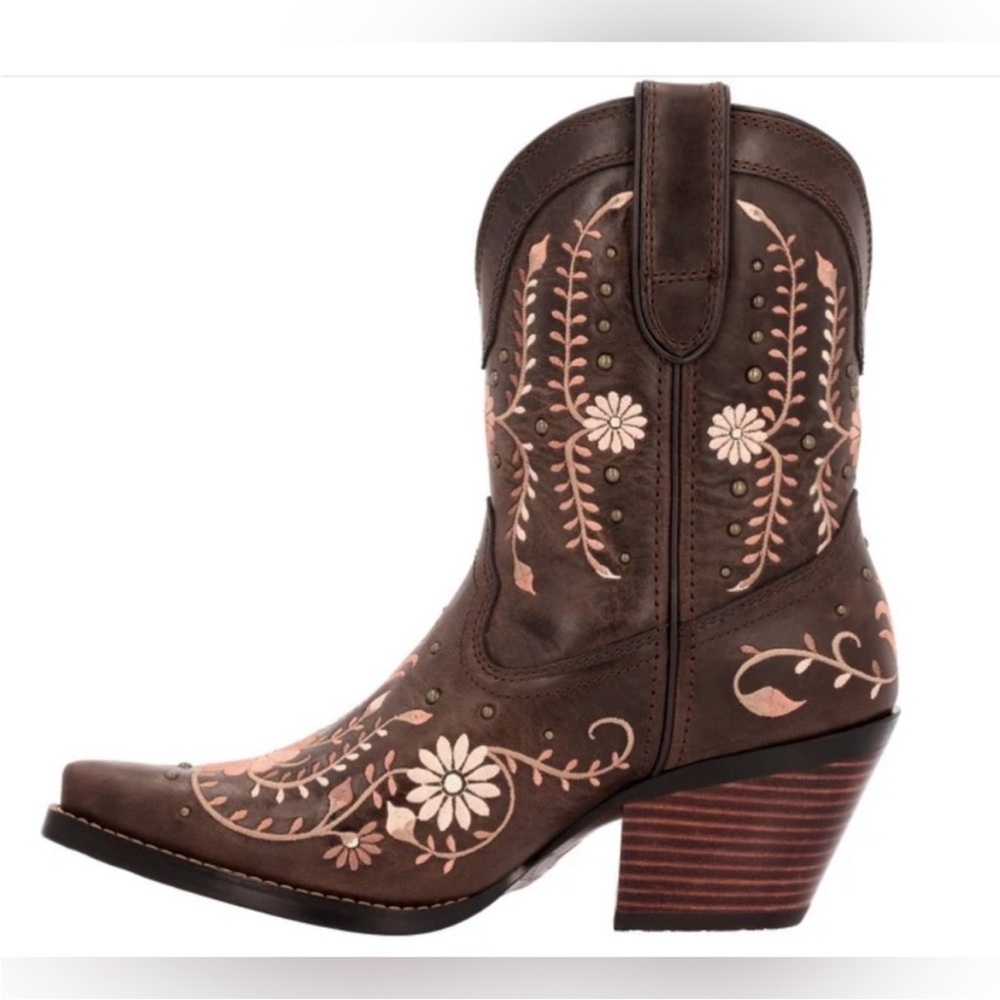 Embroidered Brown Western Boots